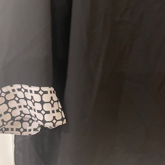 Cato Black and White Patterned Blouse in size 18W/20W - Picture 5 of 7